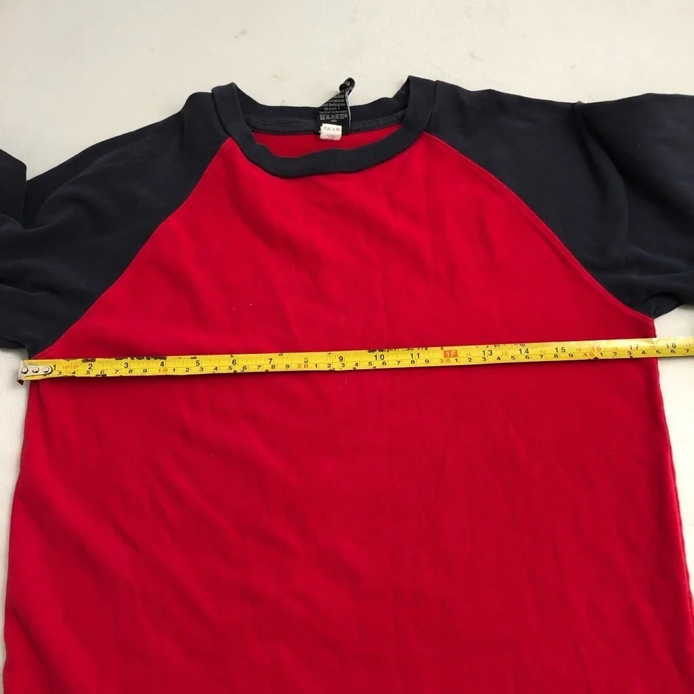 Gap red and navy baseball style three quarter sleeve t-shirt M